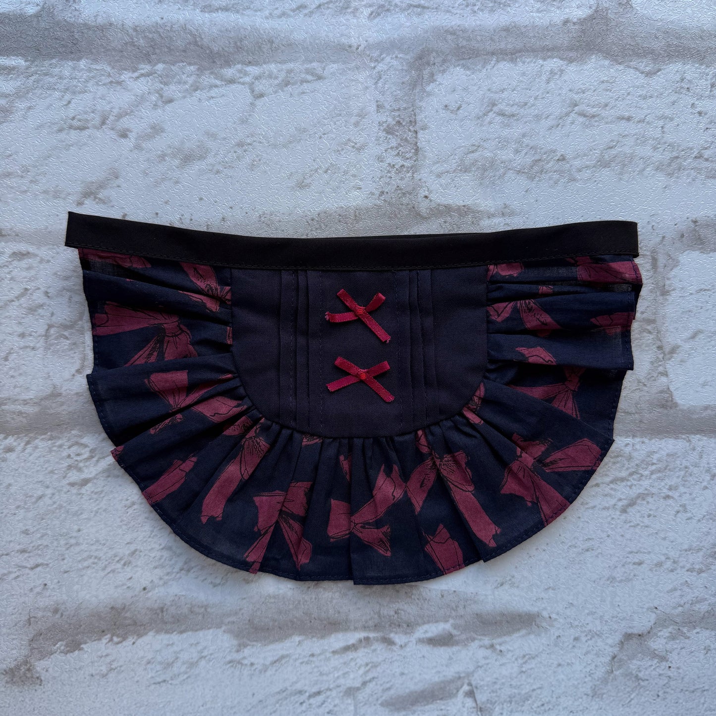 クラシカルリボンブラウス風ビブ